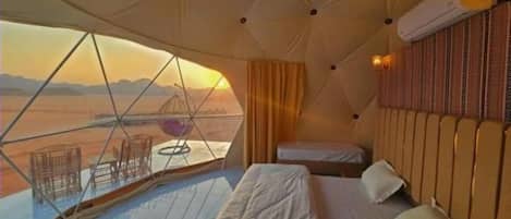 Martian Tent | Beach/ocean view