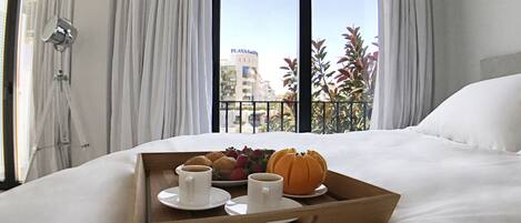 1 soveværelse, mørklægningsgardiner, strygejern/strygebræt