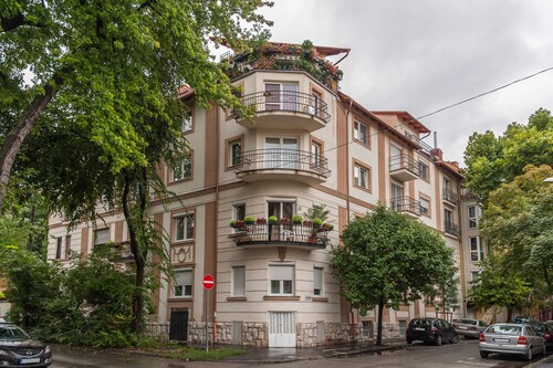 Apartamento de estilo minimalista en Budapest