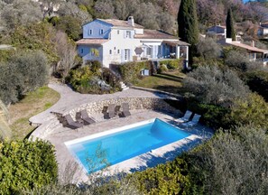Piscine extérieure, piscine chauffée