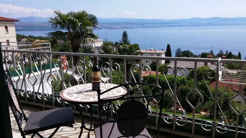 Villa Allegra in Lovran, Standard Apartment 105, Balcony-Sea view