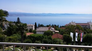 Balcony - Villa Allegra in Lovran, Standard Apartment 105, Balcony-Sea view (Lovran)