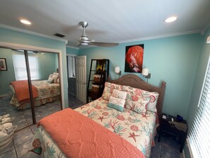 2 bedrooms, iron/ironing board, free WiFi, bed sheets