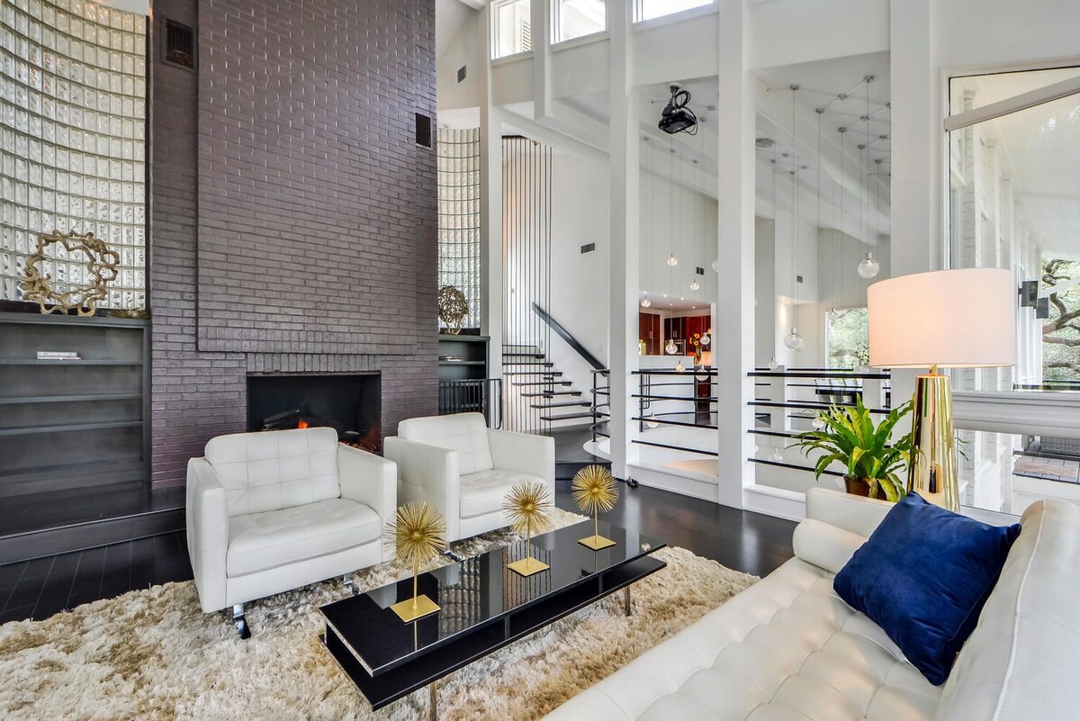 Photo 57 of Contemporary Lake Austin Estate Minutes from Downtown - Privately Gated