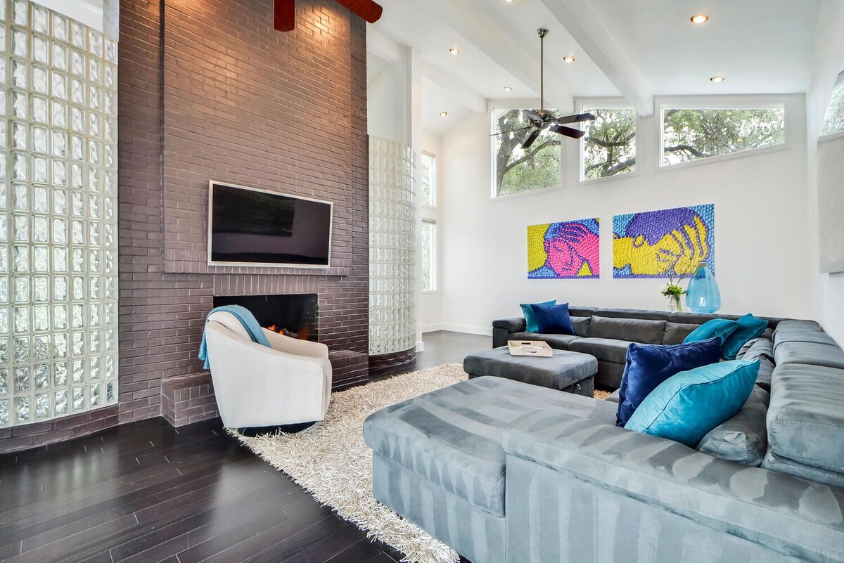Photo 58 of Contemporary Lake Austin Estate Minutes from Downtown - Privately Gated