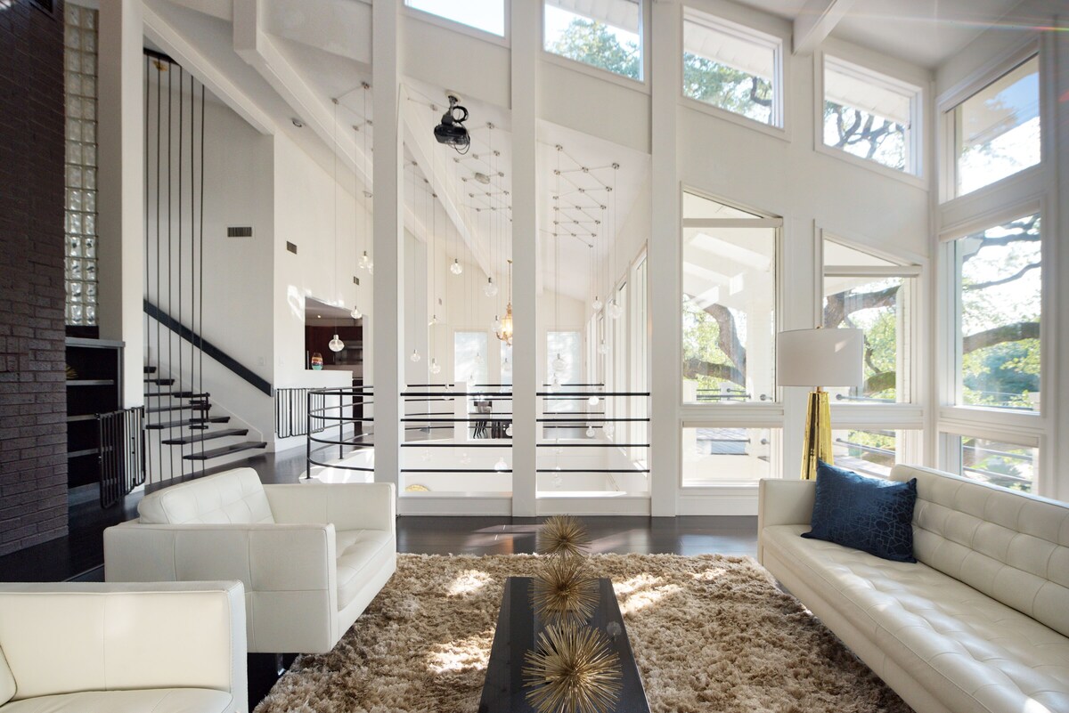 Photo 12 of Contemporary Lake Austin Estate Minutes from Downtown - Privately Gated