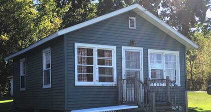 QUAINT LITTLE COTTAGE with SPECTACULAR VIEW right on the St. Lawrence River