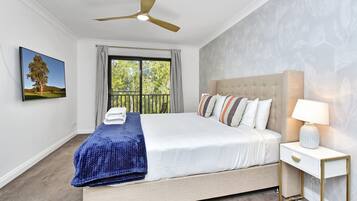 3 bedrooms, iron/ironing board, WiFi