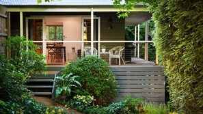 Outdoor dining - Haiku- charming oasis in Daylesford (Daylesford)