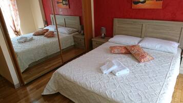 2 chambres, fer et planche Ă repasser, accĂšs Internet, draps fournis