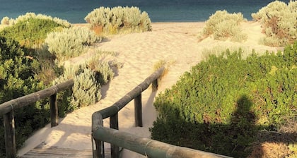 The Little Luxe Hideaway - Slow Living Escape