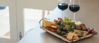 The Little Luxe Hideaway - Slow Living Escape