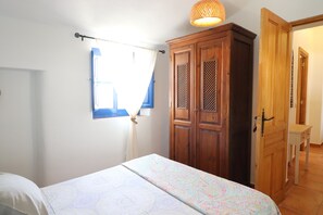 2 Schlafzimmer, Bügeleisen/Bügelbrett, kostenloses WLAN, Bettwäsche