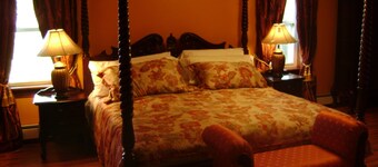 Room #4 We only 30 min. from Baseball Hole of Fame in Cooperstown.