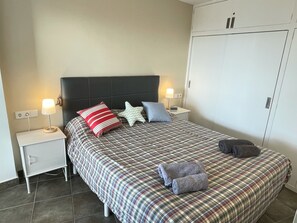 1 bedroom, desk, iron/ironing board, free WiFi