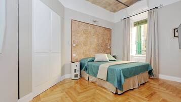 2 chambres, fer et planche Ă repasser, Wi-Fi gratuit, draps fournis