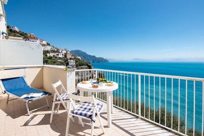 Edera with a beatiful Sea View Terrace