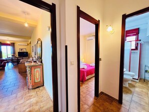 5 bedrooms, iron/ironing board, travel cot, free WiFi