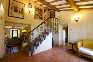 Interior - Typical stone villa with private pool, situated in a quiet and secluded position, a few km from the (Monte San Savino)
