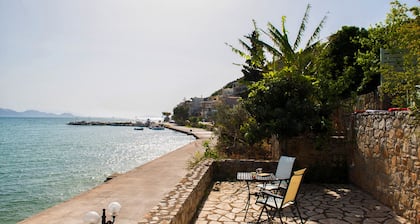 Appartement en bord de mer Ă Kiveri, prĂšs de Nauplie.