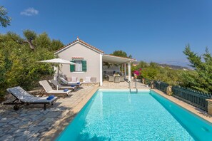 Pool - Charming Cottage with two bedrooms, Private Pool and beautiful sea views! (zakynthos)