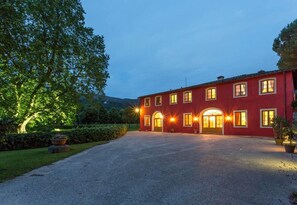 Exterior - Casa Matteucci     . (Capannori)