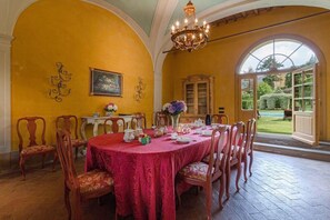 Dining - CASA MATTEUCCI     . (Capannori)