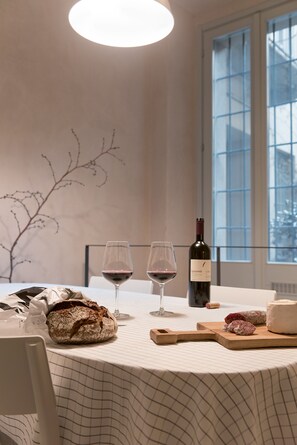 Dining - Glam interior-designed flat - Corso Garibaldi (Milano)