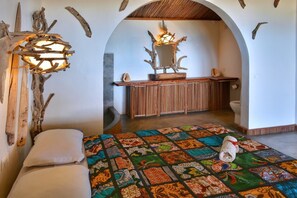 1 habitación, escritorio y wifi gratis 