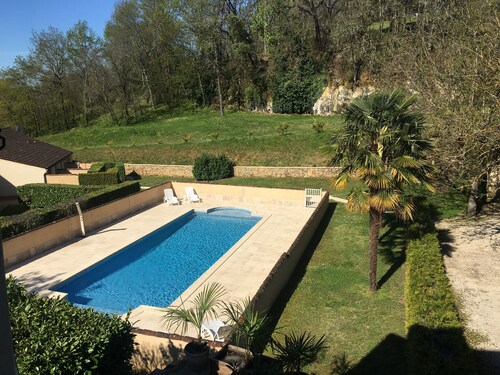 Small house in Sarlat with swimming pool, terrace and parking space