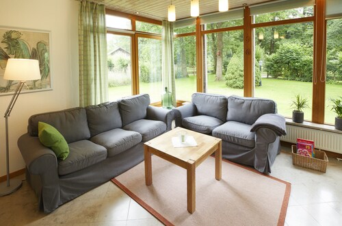 Garden villa with 3 bedrooms, in the green north of Hamburg, dogs welcome