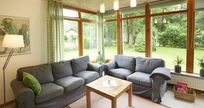 Garden villa with 3 bedrooms, in the green north of Hamburg, dogs welcome