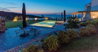 Villa Alina in Haniotis with private pool