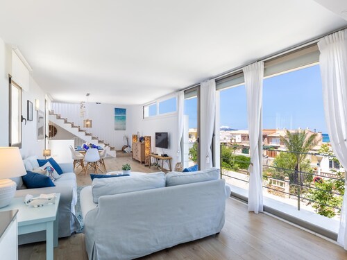 Sunny Townhouse With Sea Views and Terrace in Son Serra, Mallorca ☀️🌊