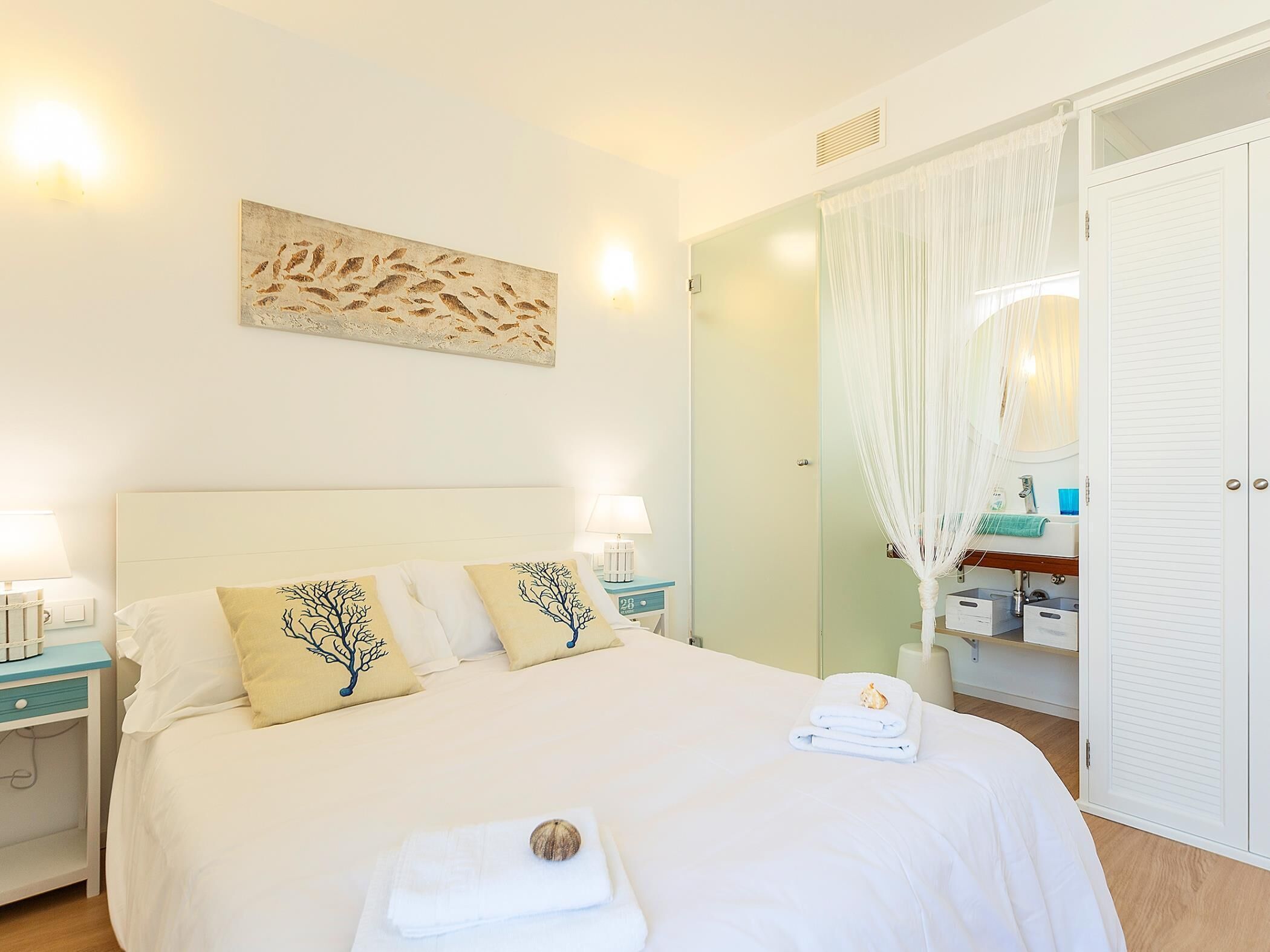 3 bedrooms, iron/ironing board, Internet, bed sheets