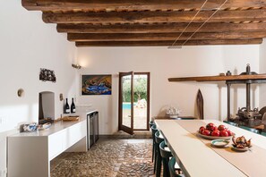 Dining - Beautiful villa with pool and Jacuzzi,  16 people (Buseto Palizzolo)