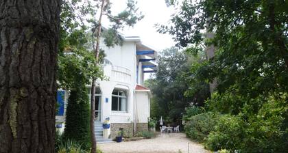 Saint Brévin l'océan à 250m de la plage et proche du centre