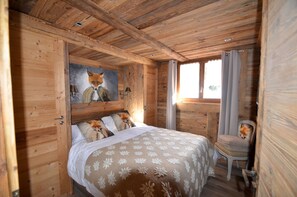 5 habitaciones, tabla de planchar con plancha, wifi y ropa de cama