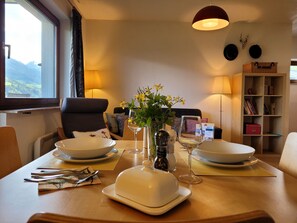 Dining - Mountain View Home, 2-4 Personen, toller Ausblick (Piesendorf)