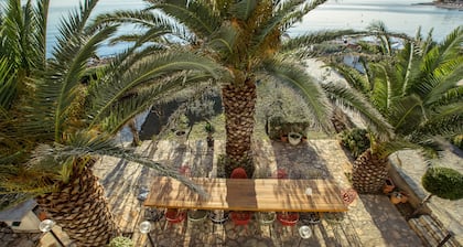 5*, directly by the sea, - beautiful, new design house