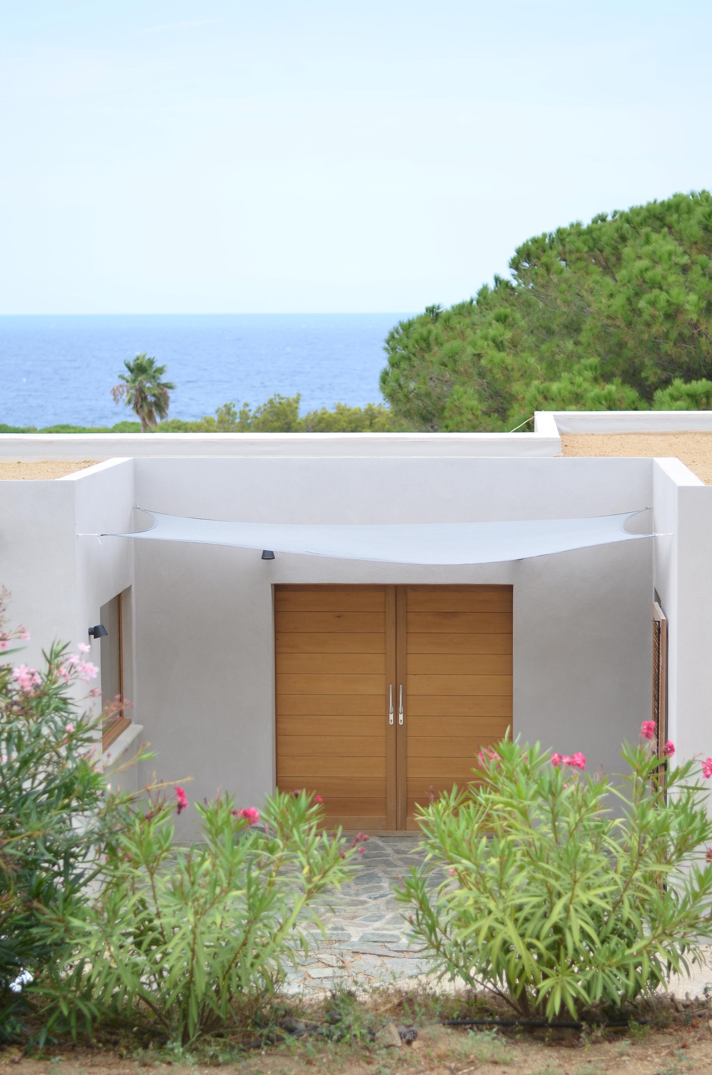 Entrée et patio Sud Est