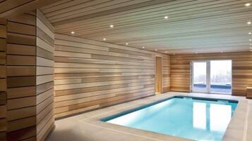 Piscine couverte, piscine chauffée