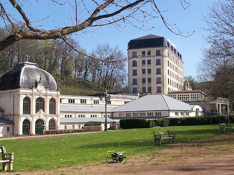 Exterior. "Strauss", apartment for 6 people in the Morvan