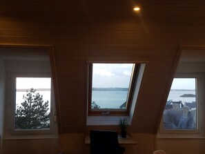 Interior - Apartment with breathtaking sea views 50M from the beach (Carantec)