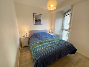 1 bedroom, iron/ironing board, free WiFi