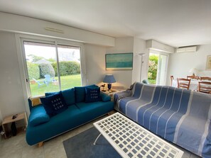 TV - KERBERDERY - Quiet and spacious holiday home - CARNAC - K363 (Carnac)