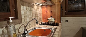 L'Eterle de Motzon en Bauges: in the mountains, snow, skiing, hiking, relaxation...