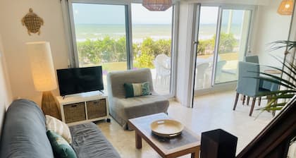 Beautiful duplex facing the sea, close to the Grand Hotel
