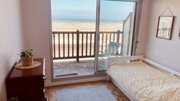 2 slaapkamers, een strijkplank/strijkijzer, wifi