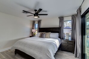4 bedrooms, iron/ironing board, free WiFi, bed sheets